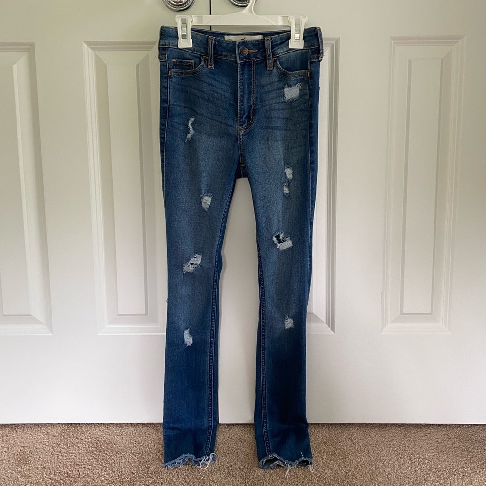 ripped hollister high rise skinny jeans - 00R